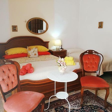 B&B Homme Blanche Milis Extérieur photo